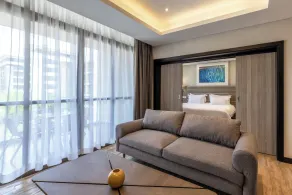 Trademark Suites at Enaki Town - Zimmer
