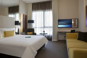 Centro Olaya by Rotana - Room
