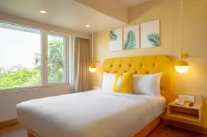 Bloom Hub l WEH Andheri - Room