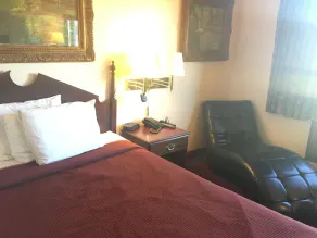 Derby Inn & Suites - Zimmer