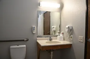 Rodeway Inn Hibbing - Badezimmer
