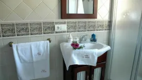 Las Mayoralas - Bathroom