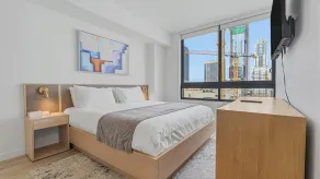 RS Suites - District 225 Condos - Rom