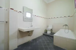 RedDoorz near RS Harapan Pematang Siantar - Salle de bain