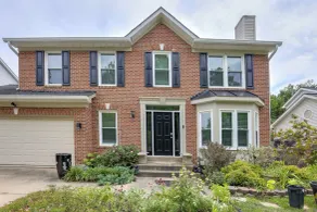 Easy Transit to DC! Family Home w/ Fenced Yard - Interiør