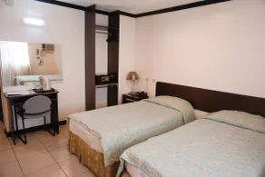 Crowne Garden Hotel - Room