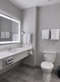 Merica Inn & Suites - Badezimmer