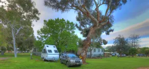 Lake Hume Holiday Park - Zimmer