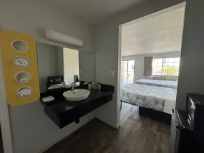 Motel 6-Delano, CA - Salle de bain