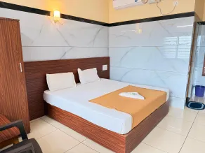 Ocean View Residency - Living area