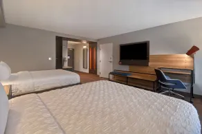 Tru by Hilton Manchester Downtown - Chambre