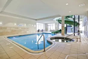 Fairfield Inn & Suites by Marriott Guelph - Piscine