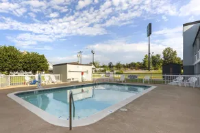 Quality Inn Jackson Northwest - Pool