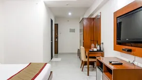 The Altruist Navi Mumbai Hotel - Room