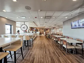 Holiday Inn Tacoma Mall by IHG - Restaurant