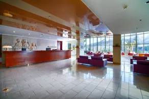 President Hotel Montfort - Recepción