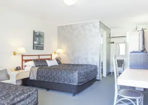 Raceways Motel - Rom