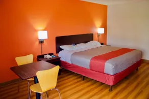 Motel 6-New Stanton, PA - Chambre