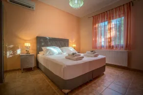 Villa Clairy 3-Bedroom Villa with Private Pool - Rom