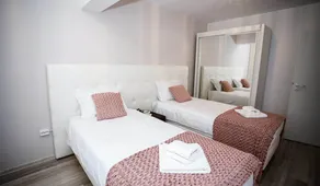 Metropolitan Iassium Luxury Suites - Room