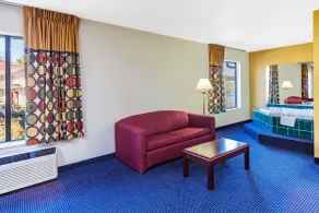 Super 8 by Wyndham Morristown/South - Chambre