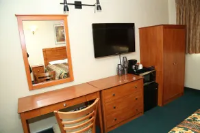 JFK Inn - Room