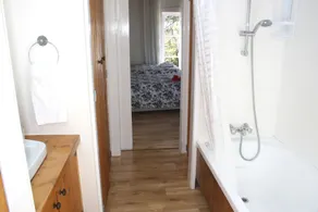 Mangawhai Chalets - Bathroom