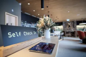 AVES Apartments Savognin - Rezeption