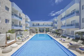 whala!urban punta cana - Pool