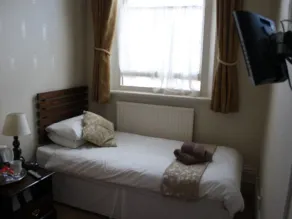 The Lighthorseman - Room