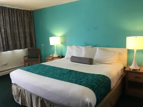 Howard Johnson by Wyndham Colorado Springs - Chambre