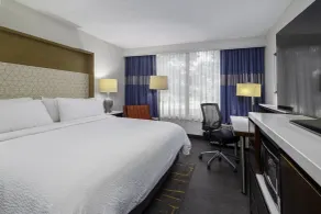 Holiday Inn Weirton-Steubenville Area - Room