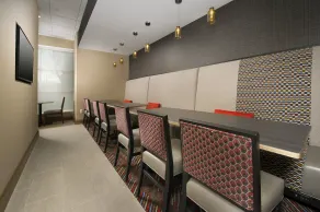 Holiday Inn Express Baltimore at the Stadiums by IHG - Restaurant