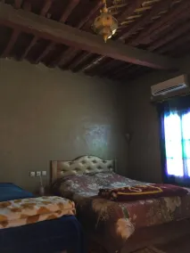 GITE LA GROTTE VALLEE - Room