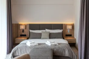Meta Apartments - Room