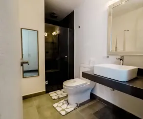 Brand New Two Br Penthouse With a Private Roof Patio! Totally Equipped - Bathroom