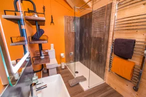 Dunroamin Lodges - Baño