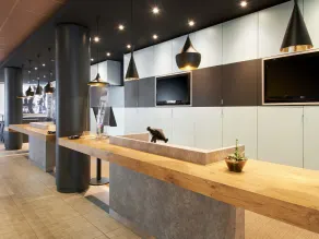  B&B HOTEL Frankfurt-Messe - Vestíbulo