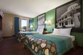 Super 8 by Wyndham Hattiesburg North - University Area - Chambre