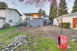 Charming Auburn Home: 15 Mi to Downtown Tacoma! - Interior