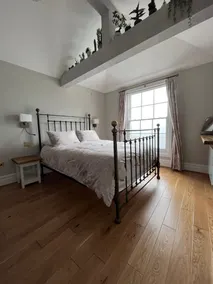 The Beetroot - Camera