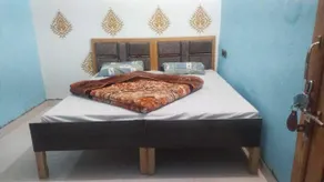 Rishi River View - Room