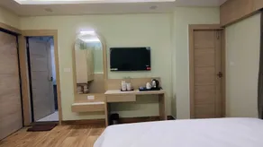 Hotel Global Retreat - Room