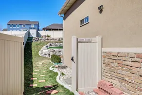 Home Theater & Patio: South Jordan Basement Unit - Innvendig