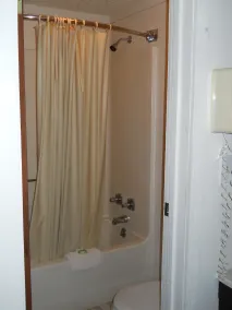 Value Inn Motel - Milwaukee Airport South - Badrum