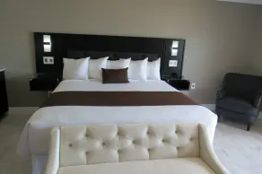 Dockside Suites - Chambre