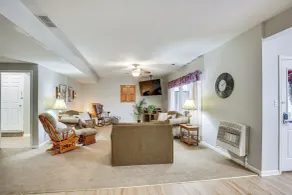 5 Mi to Fort Osage: Countryside Studio - Interior