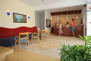 Petrosana Hotel Apartments - Recepção