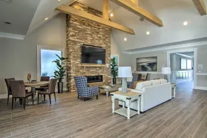 Beach Shuttle & Pool: Bishop's Landing Townhome - Interiør