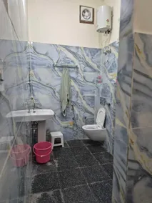 Prince Hotel - Bathroom